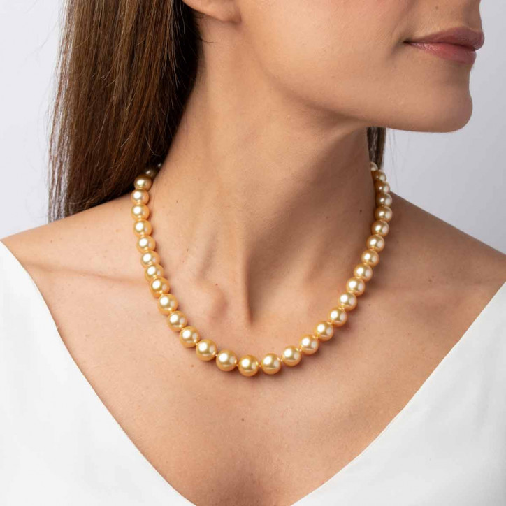 Classic 18K Gold Indonesian South Sea Pearl Strand Necklace