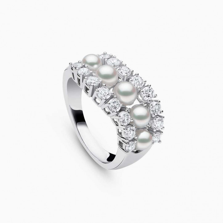 Duchess 18K Gold Pearl and Diamond Ring Duchess 18K Gold Pearl and Diamond Ring