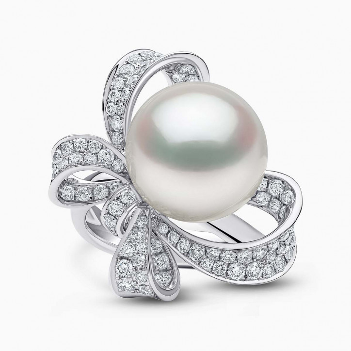 Duchess 18K Gold South Sea Pearl and Diamond Bow Ring Duchess 18K Gold South Sea Pearl and Diamond Bow Ring