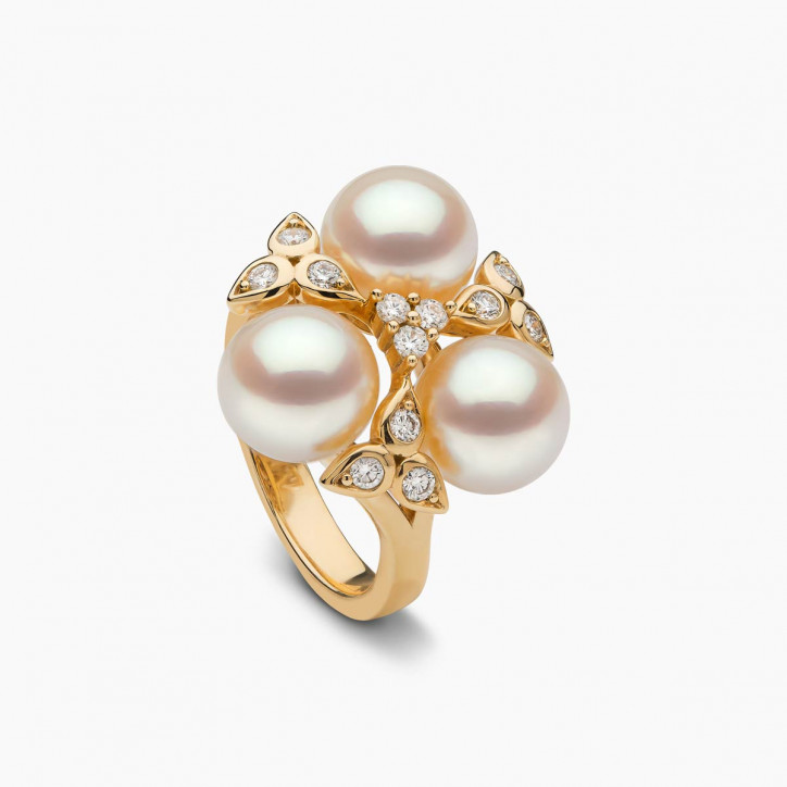 Raindrop 18K Gold Triple Akoya Pearl and Diamond Ring Raindrop 18K Gold Triple Akoya Pearl and Diamond Ring