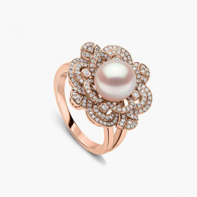 Classic 18K Gold Akoya Pearl and Diamond Motif Ring