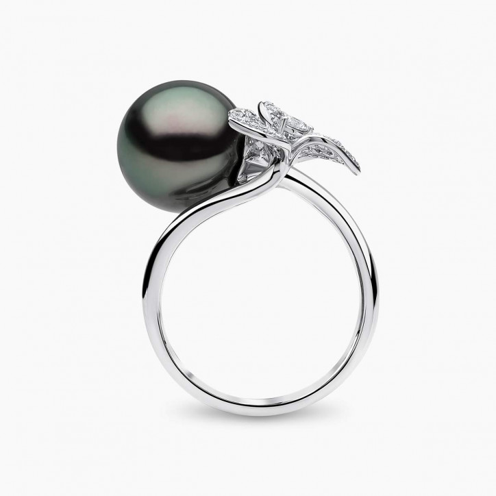 Contessa 18K Gold Black Tahitian Pearl Diamond Flower Ring Contessa 18K Gold Black Tahitian Pearl Diamond Flower Ring