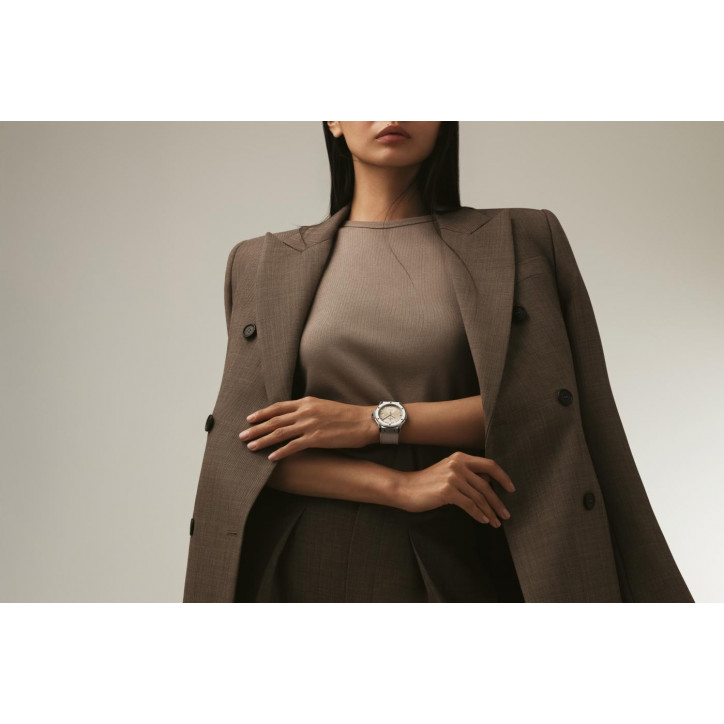 Classic Fusion Essential Taupe 42 mm