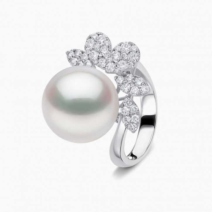 Duchess 18K Gold South Sea Pearl and Flower Diamond Flutter Ring