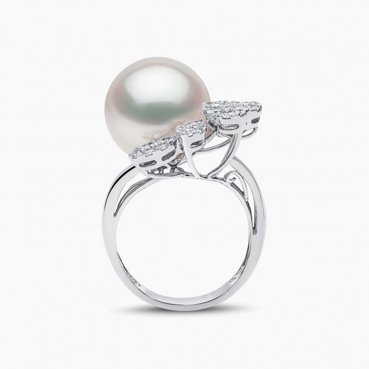 Duchess 18K Gold South Sea Pearl and Flower Diamond Flutter Ring