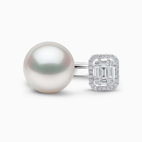 Baby Glitz 18K Gold South Sea Pearl and Diamond Motif Ring