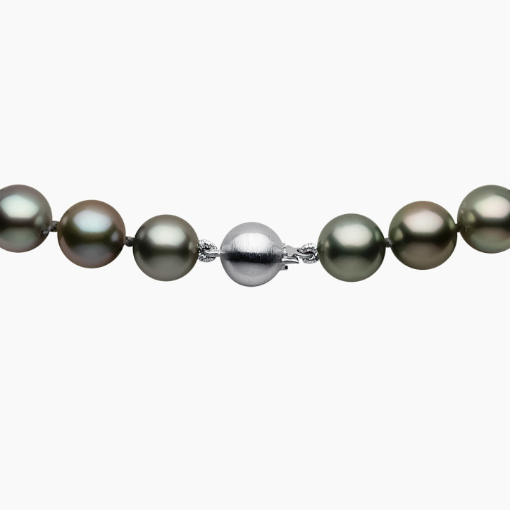Classic 18K Gold Dark Tahitian Pearl Necklace