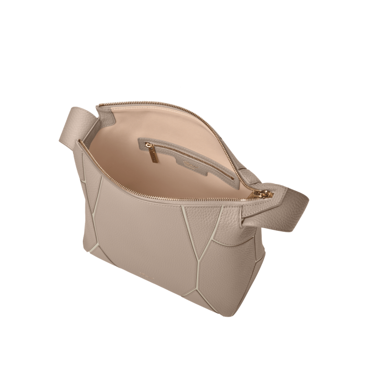 DIAMOND SHOULDER BAG